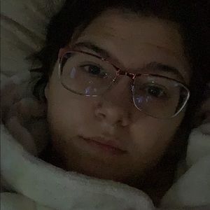 Meet your Posher, Justine